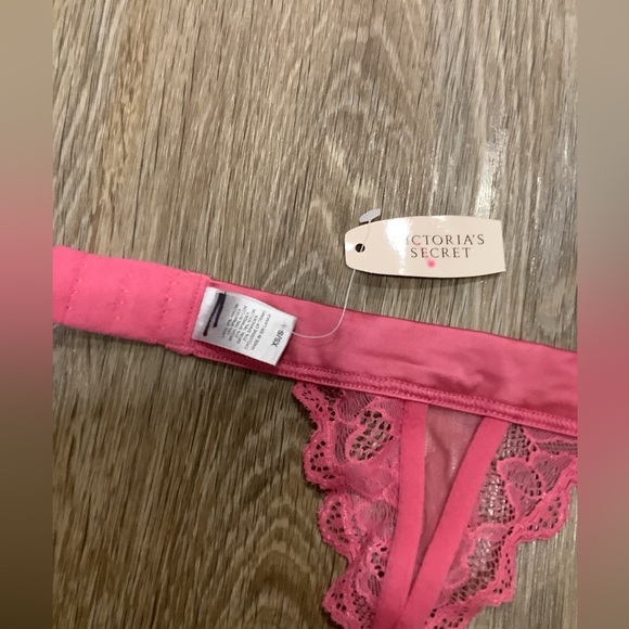NWT, CHIC** - VICTORIA’S SECRET Blush Pink Sexy Lace Garter | OFFERS WELCOME! - Picture 3 of 4